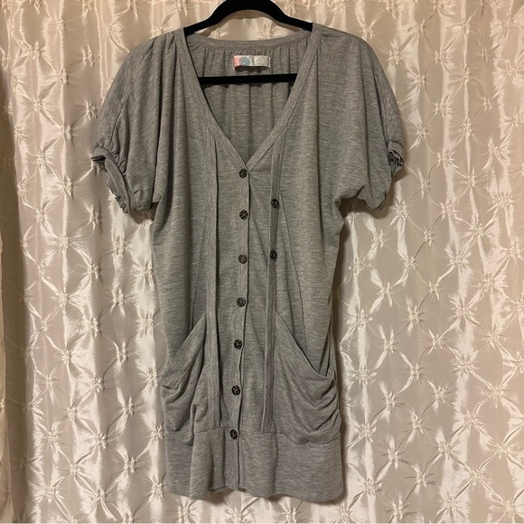 Free People Beach Gray Button Front Short Puff Sleeve Top Long Line Langenlook - Picture 1 of 10